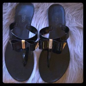 MICHAEL KORS KAYDEN SANDAL